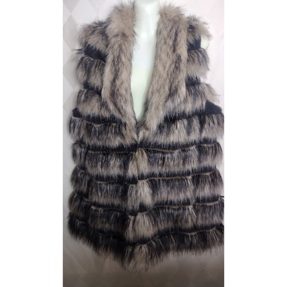 Chico's Long Hair Faux Fur Open Front Vest with Collar, Size‎ 2 (12 M)